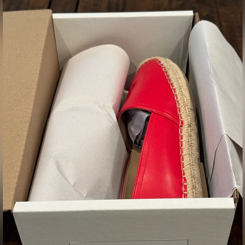 Tommy Hilfiger Pieke 2 Espadrille Loafer (NWOT)